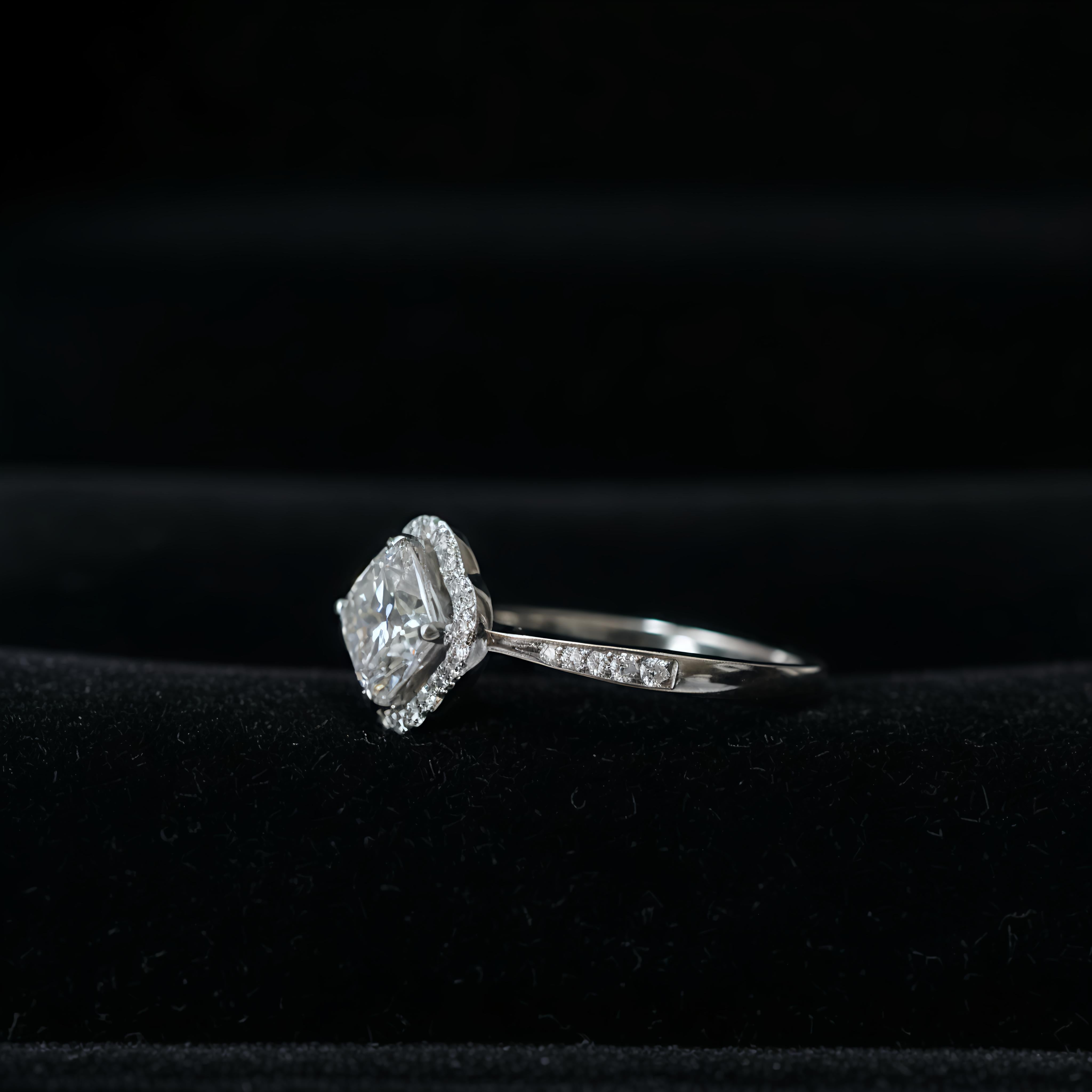 βLustra Clover Ring πΏπ "